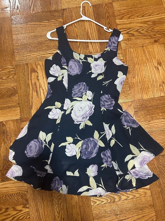 Hampton Nites Dresses & Skirts - Cute Vintage Floral Sundress